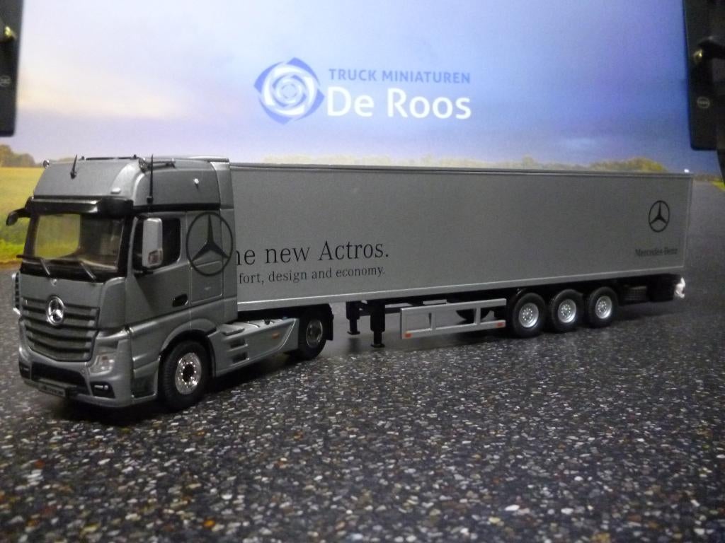 NZG Mercedes Actros Truck of the Year, Ophalen of Verzenden, Nieuw, Hijskraan, Tractor of Landbouw, NZG