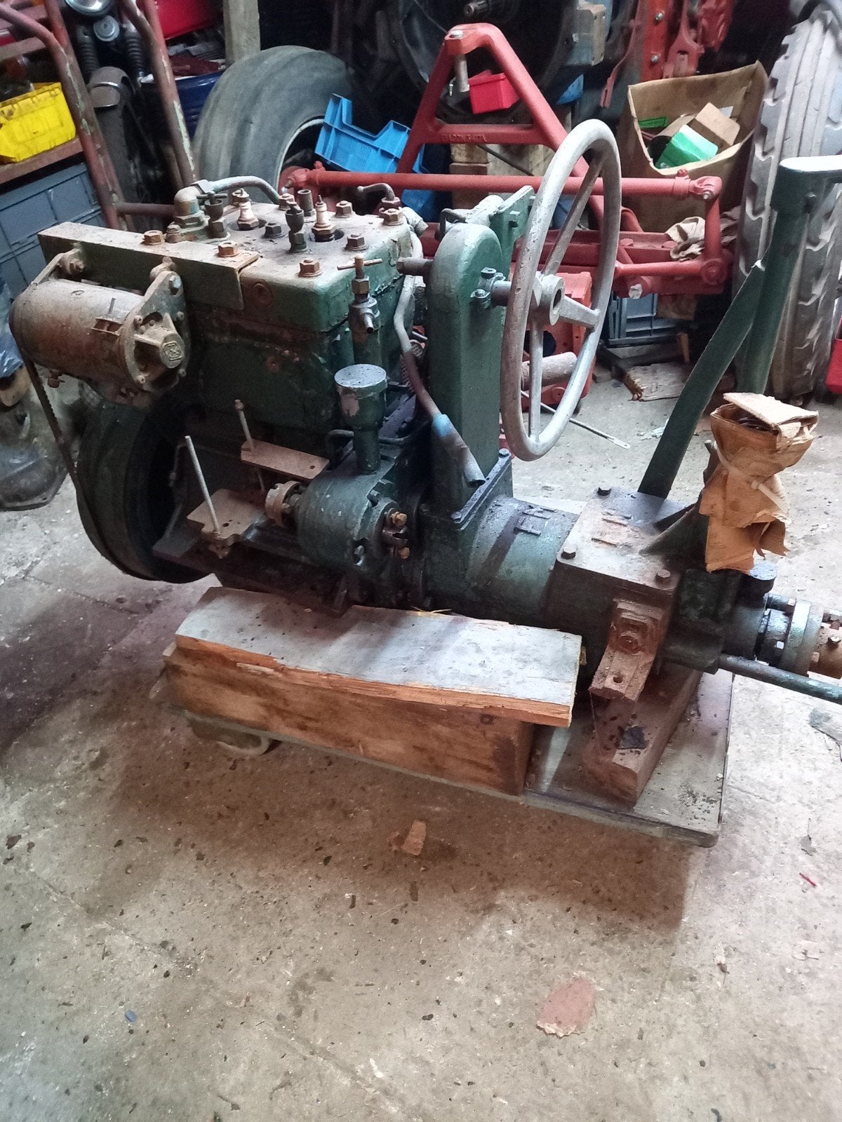 FM binnenboord motor, Doe-het-zelf en Verbouw, Motoren, Ophalen, Benzinemotor, 1800 rpm of meer