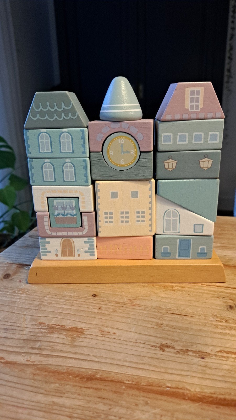 Houten stapelhuisjes, Ophalen, Poppenhuis