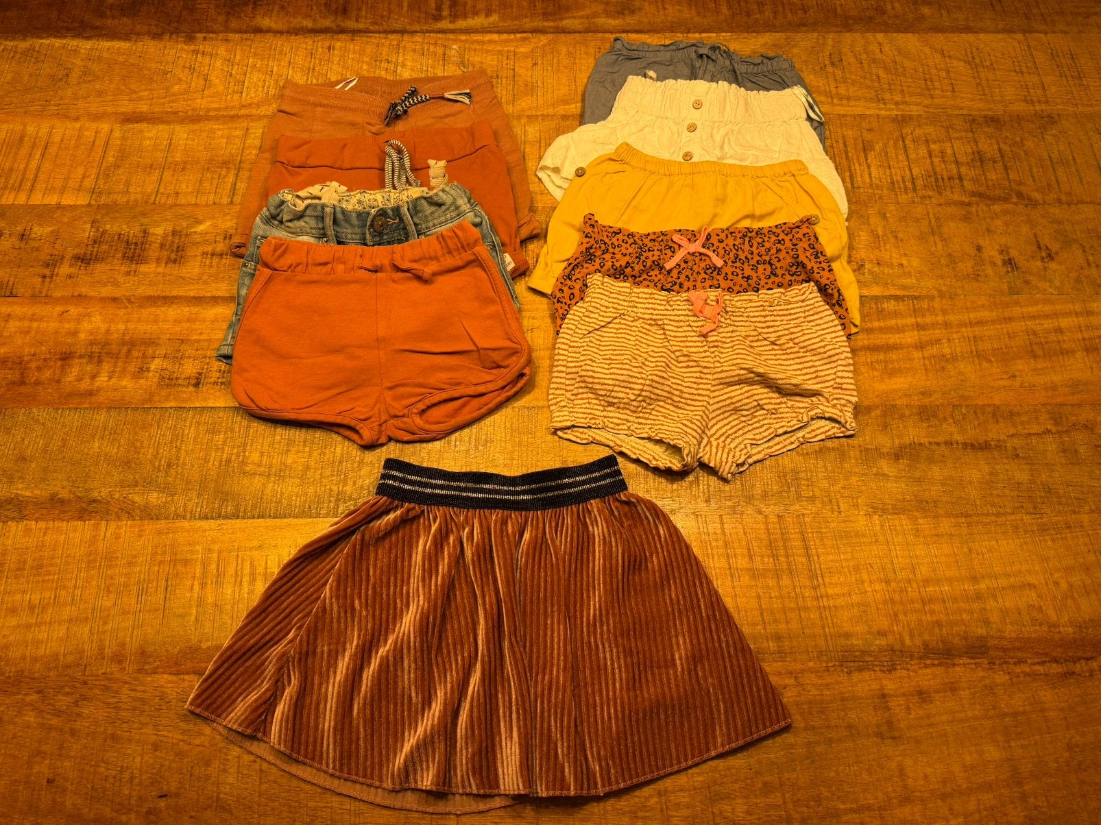 75. Kledingpakket korte broeken en rokje meisje maat 86, Ophalen of Verzenden, Zo goed als nieuw, Meisje, Broekje