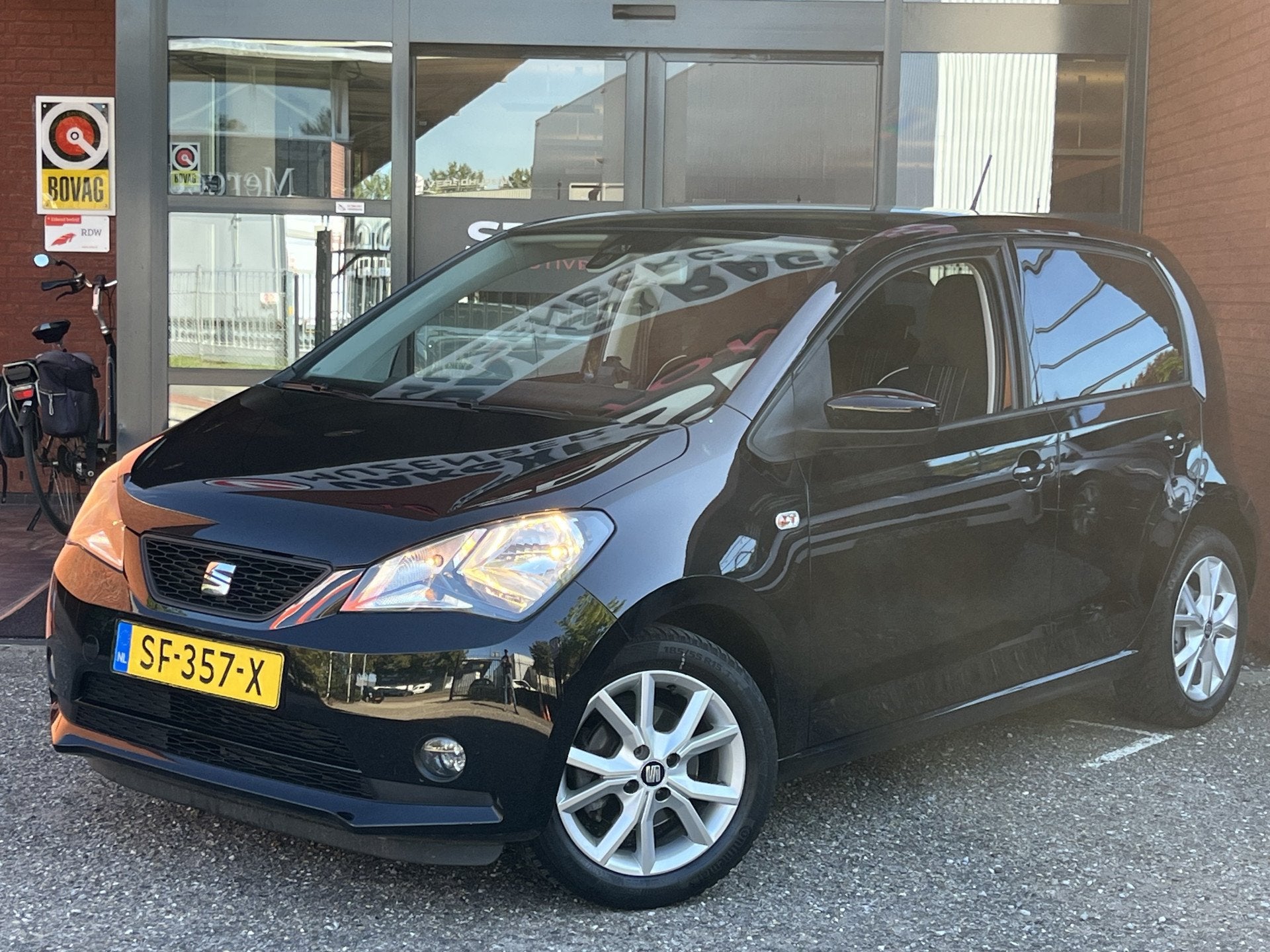 SEAT Mii 1.0 Sport Intense // AIRCO // PARKEER SENSOREN // 5, Voorwielaandrijving, Dealer onderhouden, Stof, Gebruikt