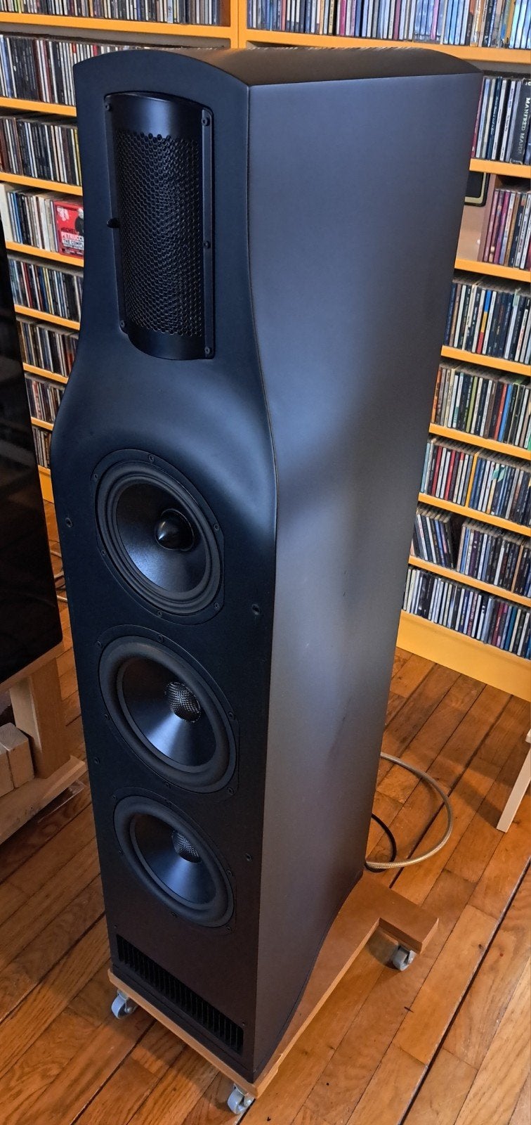 T&A Criterion TCI 2A actieve luidsprekers, Stereo speakers, Gebruikt, Inclusief kabels, Ophalen