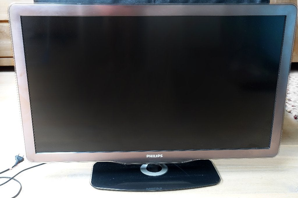 TK: Philips 37'' LED televisie, fladscreen, Ambilight, Ophalen, Philips, 50 Hz, 80 tot 100 cm