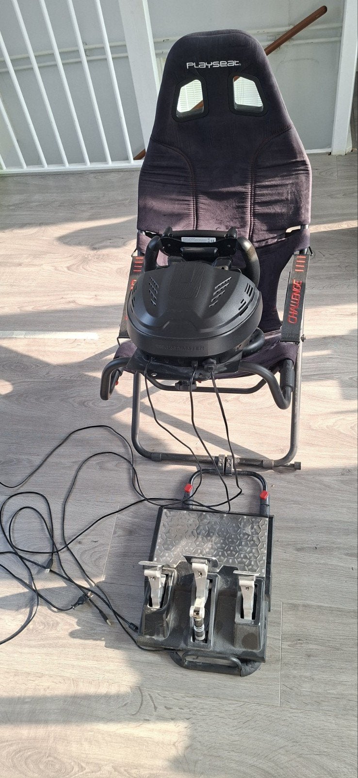Thrustmaster T300RS racestuur met Playseat en pedalen, Ophalen of Verzenden, Gebruikt