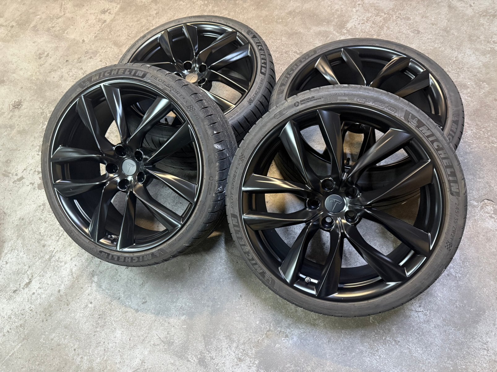✅ 21 Inch Originele Arachnid Tesla Model S velgen 5x120, Gebruikt, Banden en Velgen, Personenwagen, Zomerbanden