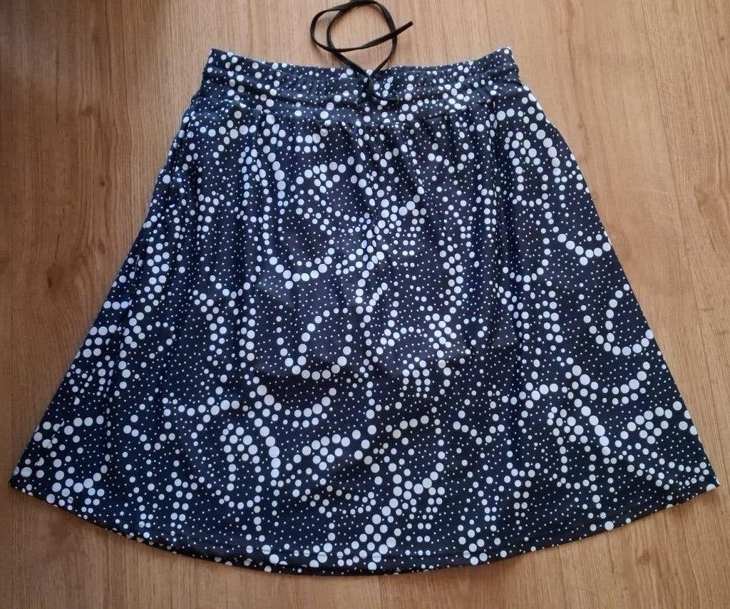 Dames Skort XL badpakrokje zwemrokje wandelrok  zwrt/wit, Overige typen, Zwart, Ophalen of Verzenden, Onbekend