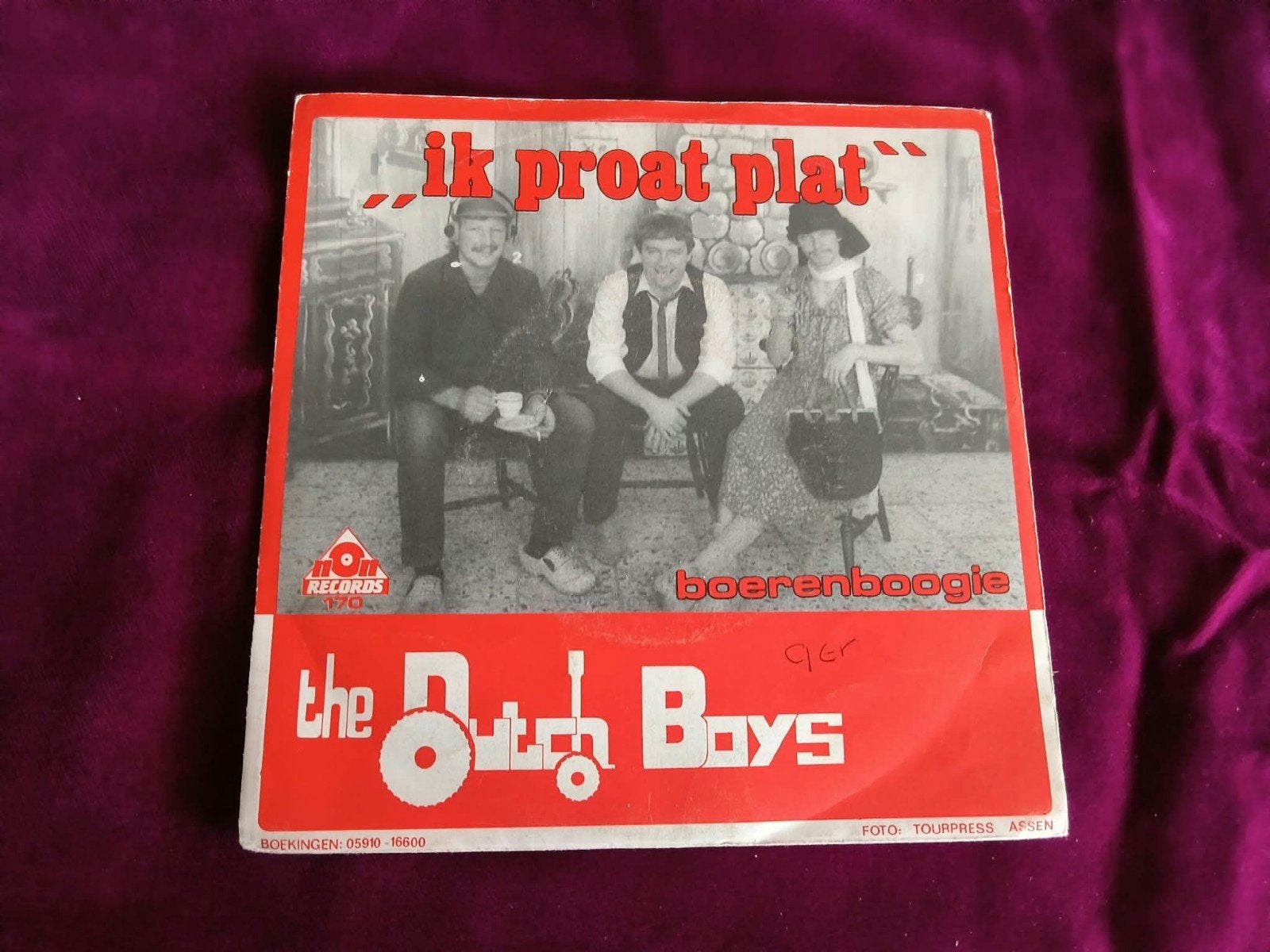 The Dutch Boys - Ik Proat Plat / Boerenboogie (Single), Ophalen of Verzenden, Gebruikt, Single, Inclusief doosje