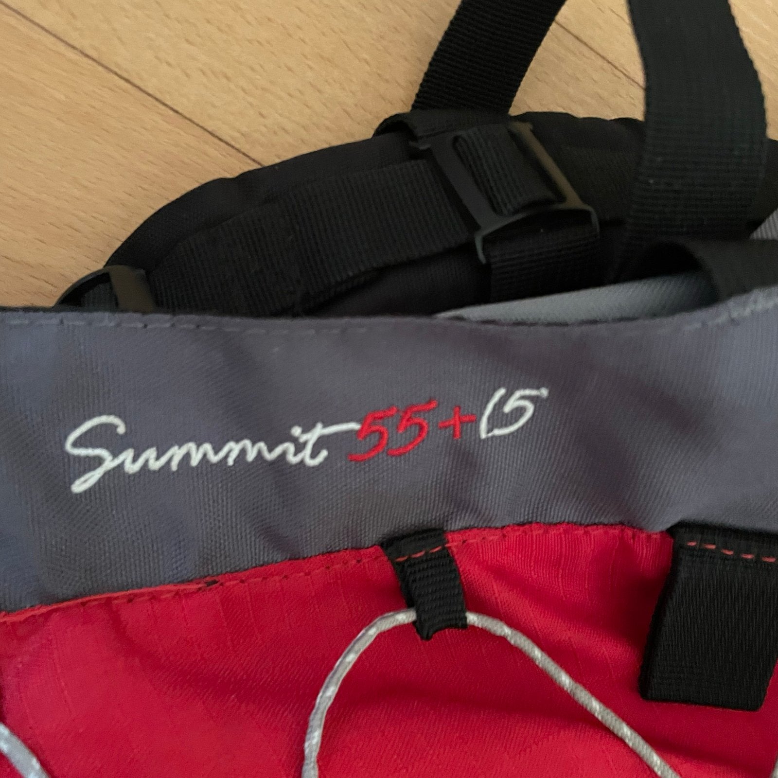 Twee Trekking Rugzakken, Gebruikt, 25 tot 40 cm, Trekking, 60 cm of meer