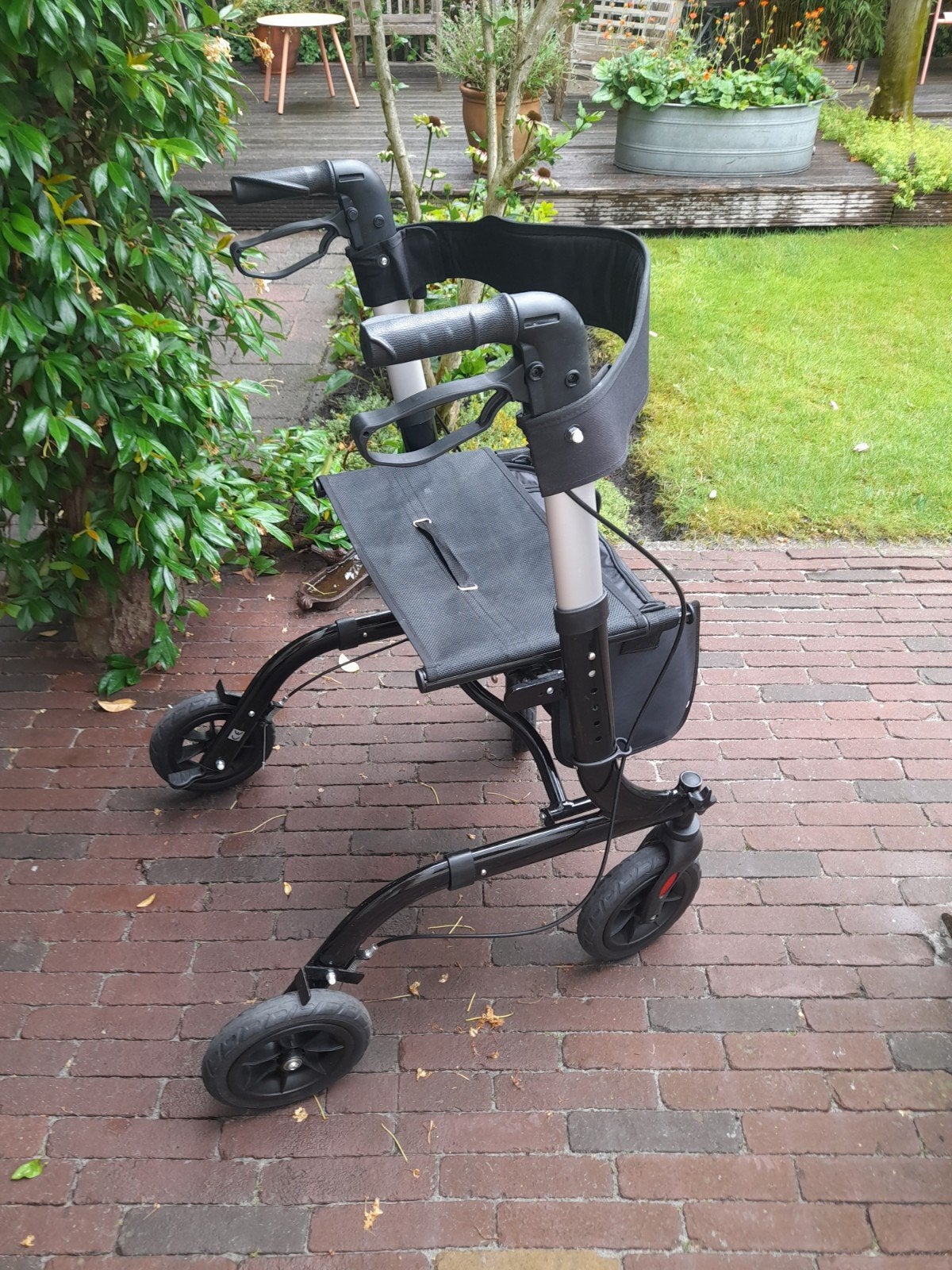 zwarte Safe Age rollator, Ophalen, Opvouwbaar, Gebruikt