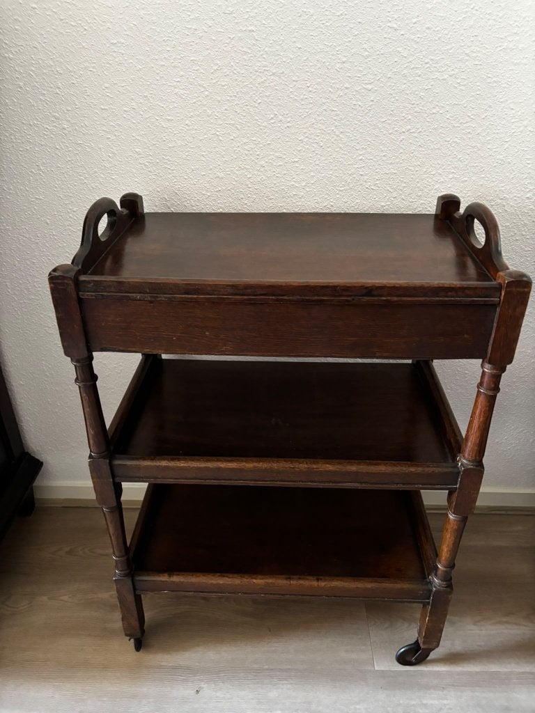 Theekastje, Ophalen