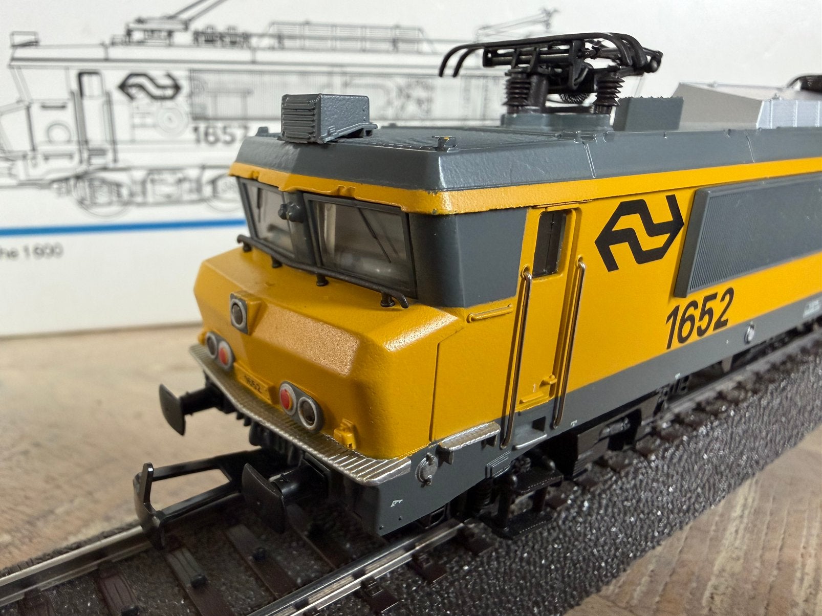 Märklin HO 3526 NS Electrische MFX digitaal, Wisselstroom, Locomotief, Ophalen of Verzenden, Märklin
