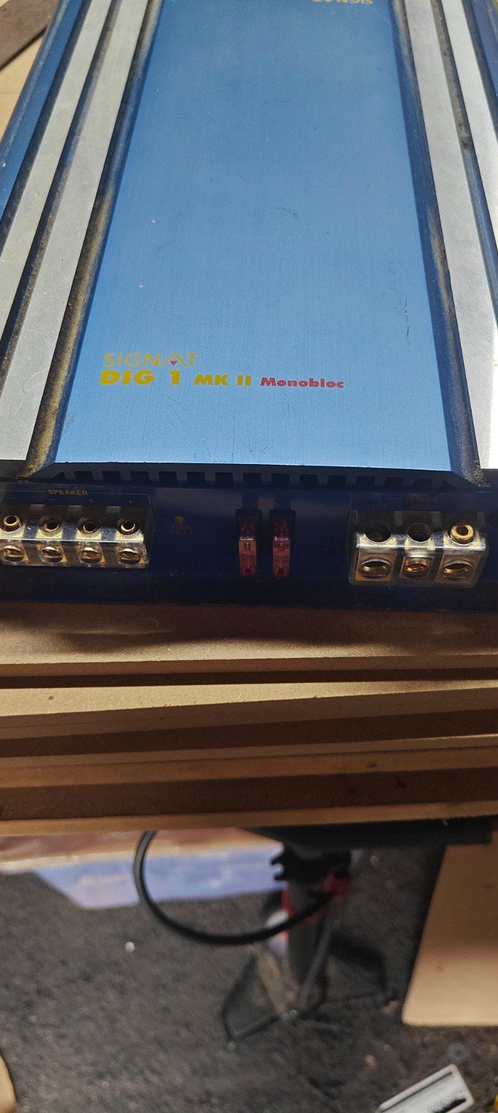 Signat Dig1 MKII Monoblok, Auto diversen, Autospeakers, Ophalen of Verzenden, Gebruikt