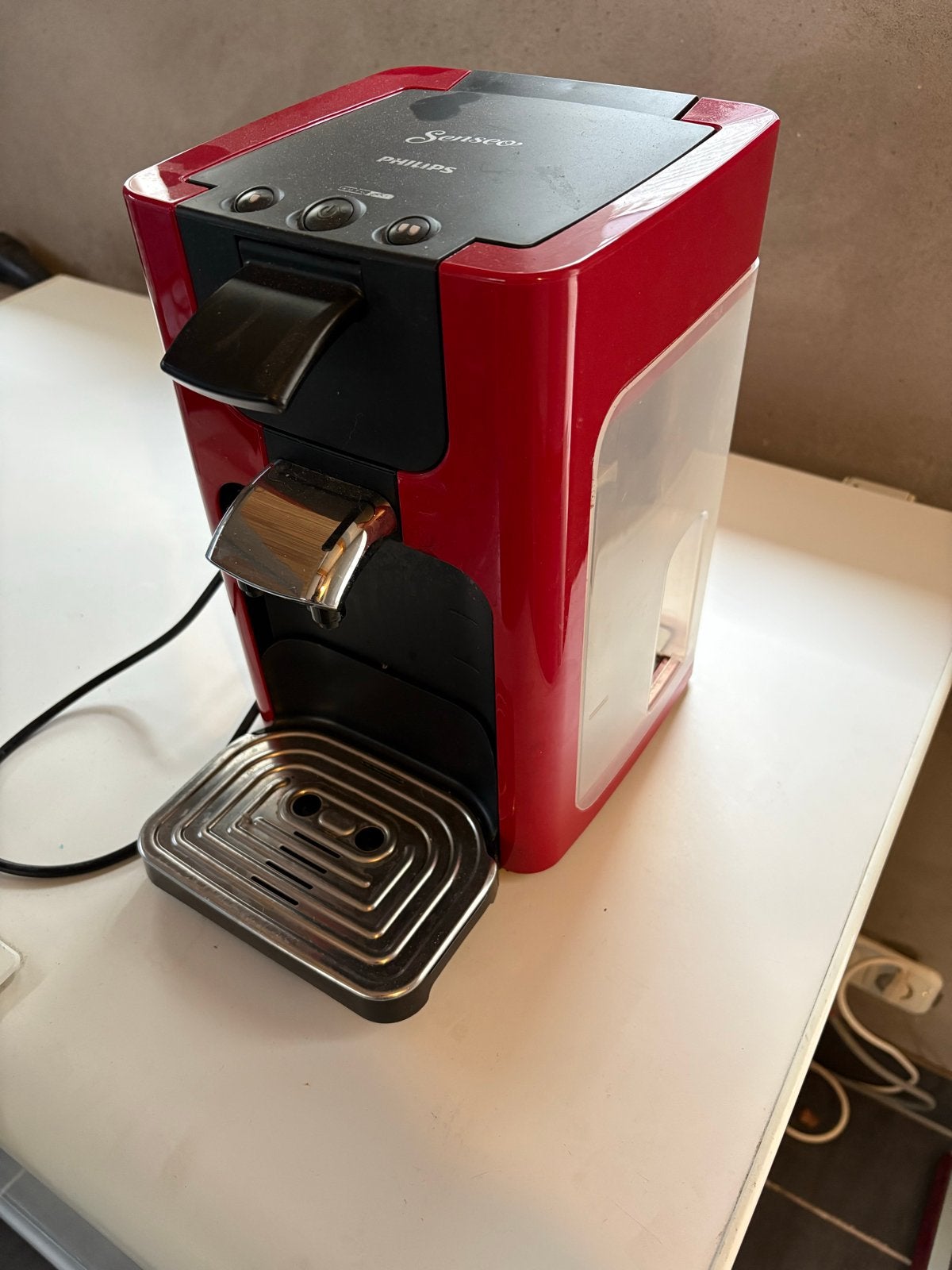 Philips Senseo Koffiezetapparaat Rood - Gebruikt, Witgoed en Apparatuur, Gebruikt, Koffiemachine, Ophalen of Verzenden, 2 tot 4 kopjes