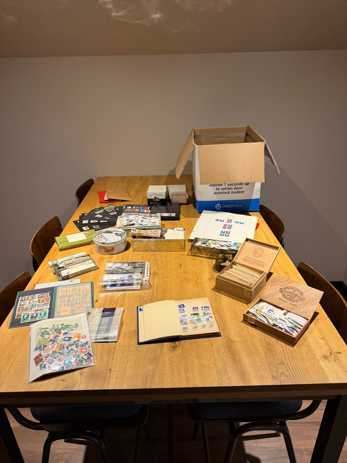 Zeer grote partij postzegels – Nederland & buitenland, Postzegels en Munten, Postzegels | Toebehoren, Ophalen, Verzamelalbum