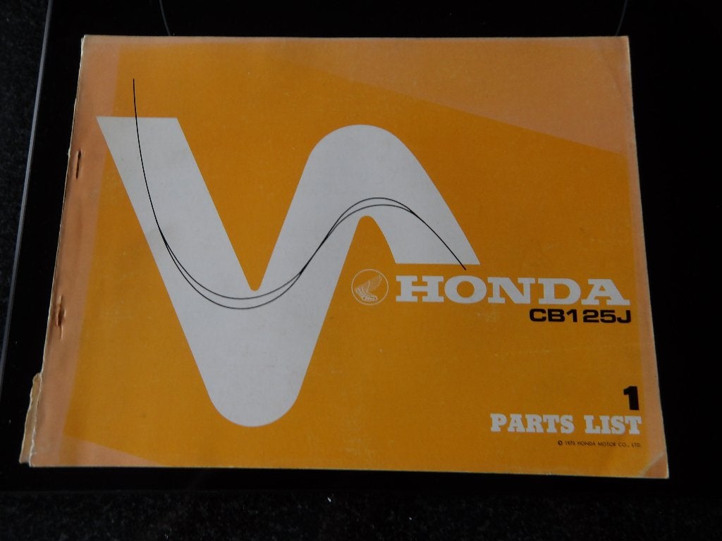 Onderdelenboek Honda CB125J 1975, Motoren, Verzenden, Honda