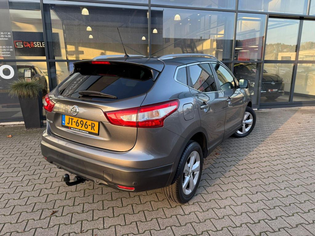 Nissan Qashqai 1.6 Tekna 17" *Trekhaak & Stoelverwarming*, Auto's, Voorwielaandrijving, 1618 cc, Gebruikt, 4 cilinders