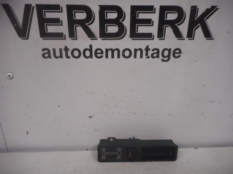 Schakelaar Audi 100 Avant Quattro (C4) 1993 443919187, Gebruikt, Auto-Union-Straße  1, Ingolstadt 85057, , Duitsland, Info@audi.de
