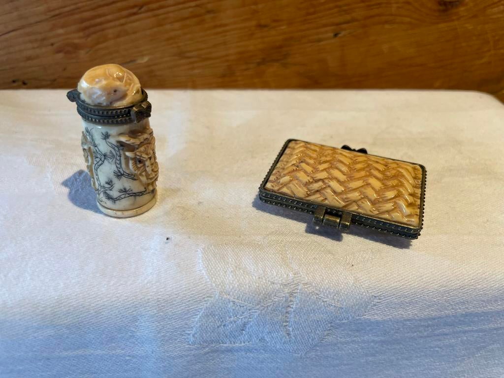 Camel bone box, Antiek en Kunst, Ophalen of Verzenden
