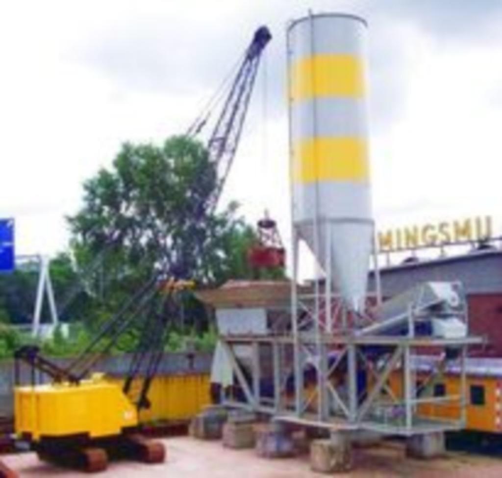 Betoncentrale capaciteit 85m3/h, 3m3 afweeginstallatie, silo, Ophalen