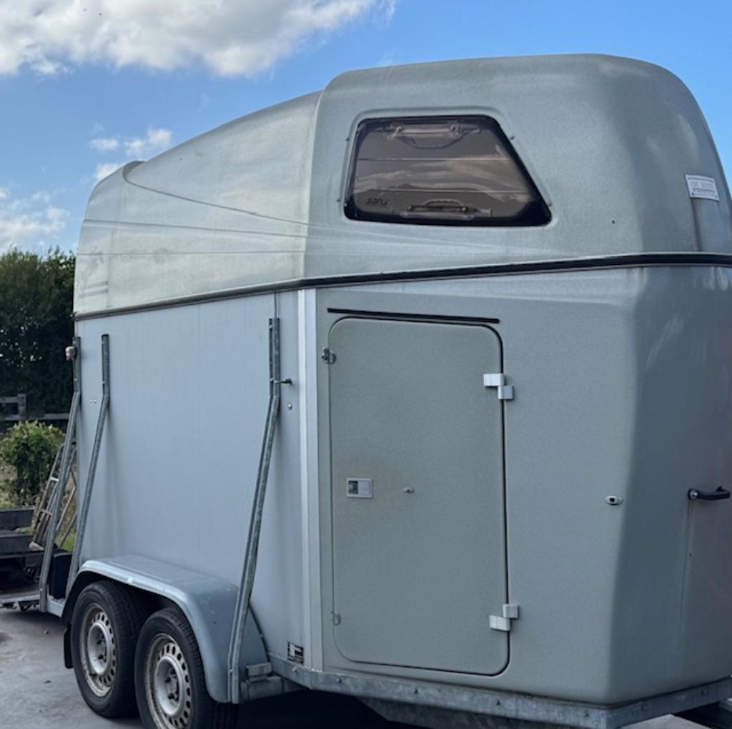 Saris Paardentrailer, Dieren en Toebehoren, Paarden en Pony's | Trailers en Aanhangwagens, Ophalen, Gebruikt