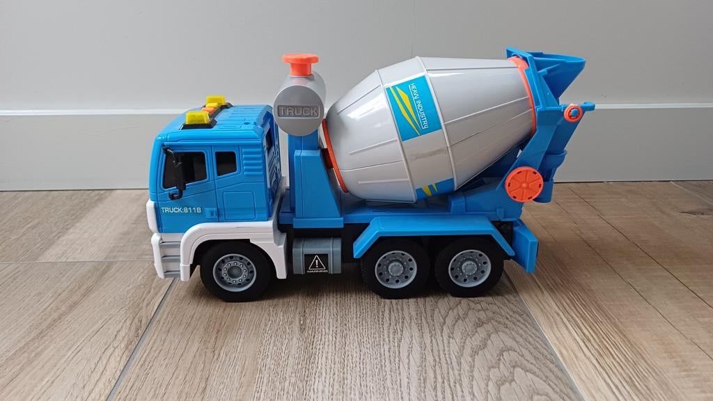 Speelgoed betonwagen / vrachtwagen met geluidjes, Ophalen of Verzenden, Zo goed als nieuw