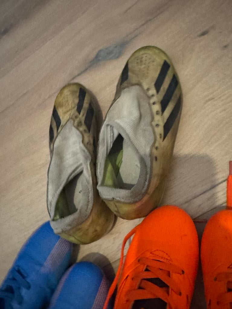 Voetbalschoenen - Verschillende maten beschikbaar!, Maat XS of kleiner, Ophalen of Verzenden, Gebruikt, Schoenen