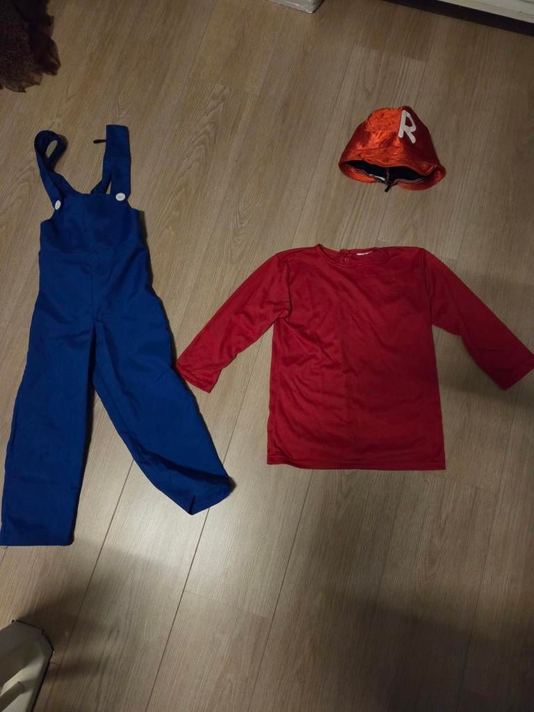 Mario Carnavalspak - Maat 110/116, Kinderen en Baby's, Carnavalskleding en Verkleedspullen, Zo goed als nieuw, Jongen of Meisje