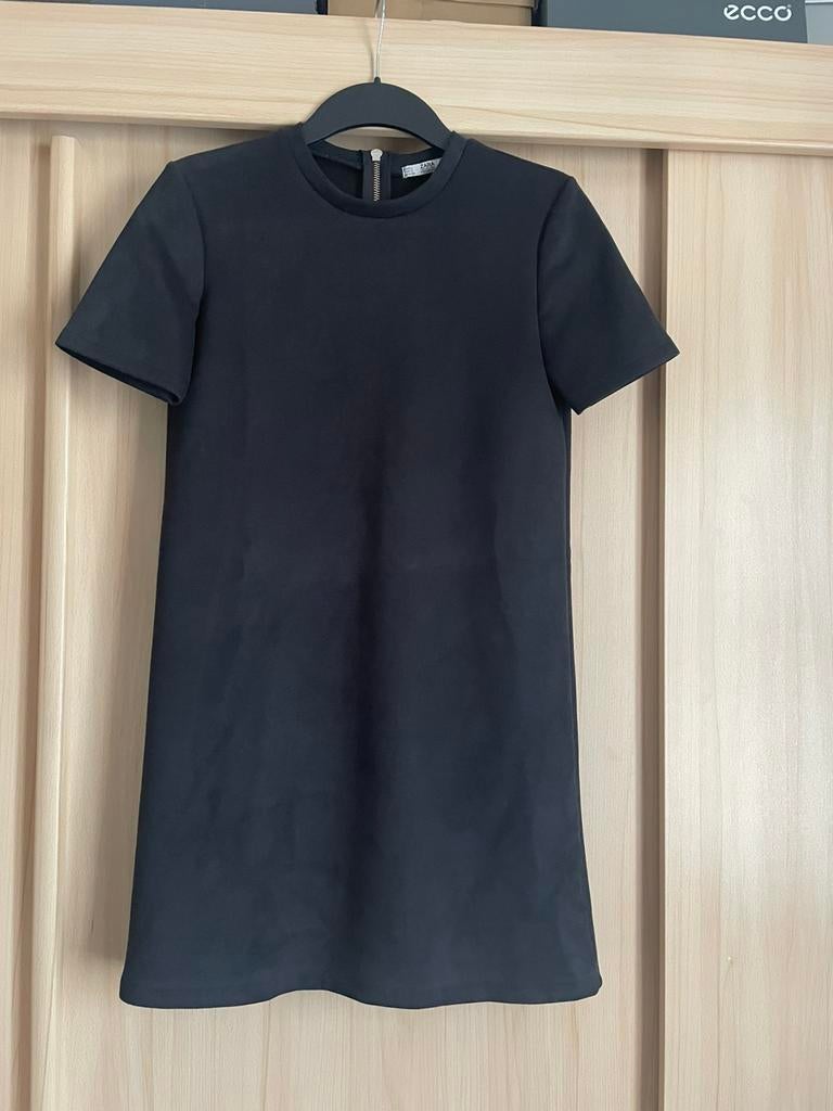 Zwarte suede look jurk zara zwart jurkje 36 S als nieuw, Zwart, Ophalen of Verzenden, Zo goed als nieuw, Maat 36 (S)