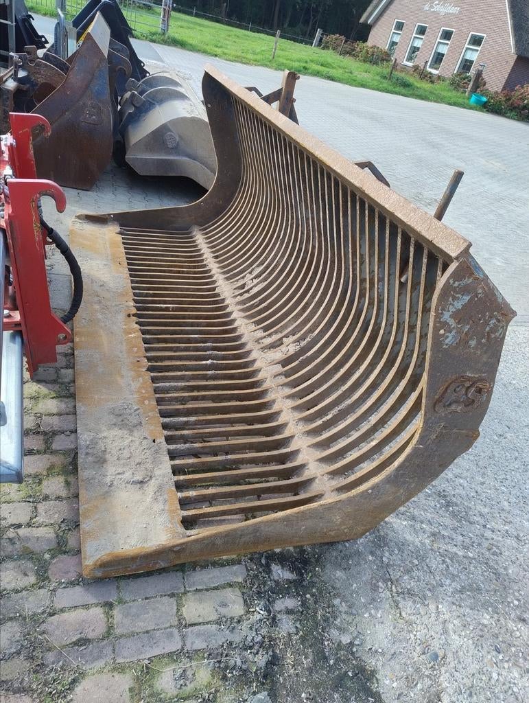 Eurosteel puinbak systeem 2002, Ophalen