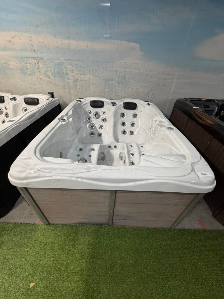 Jacuzzi Balboa 3 persoons incl. Garantie, Verzenden, Zo goed als nieuw