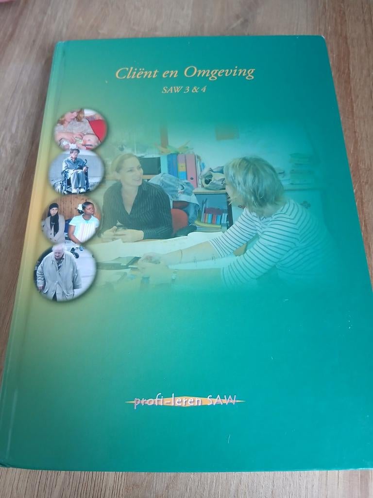 Boek client en omgeving, Ophalen of Verzenden, Zo goed als nieuw, Overige niveaus, Nederlands