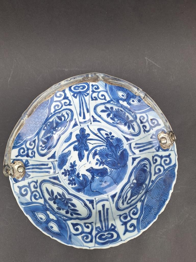 Wanli klapmuts KIKKER  diameter 21.3 cm  Chinees porselein, Ophalen of Verzenden