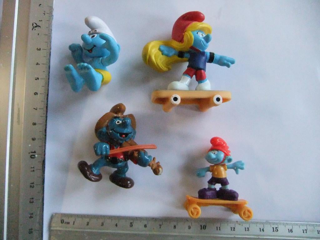 4 leuke smurfjes, Verzamelen, Smurfen, Verzenden, Zo goed als nieuw