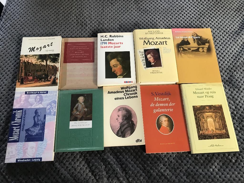 muziekboeken Mozart, Ophalen of Verzenden, Gelezen, Artiest