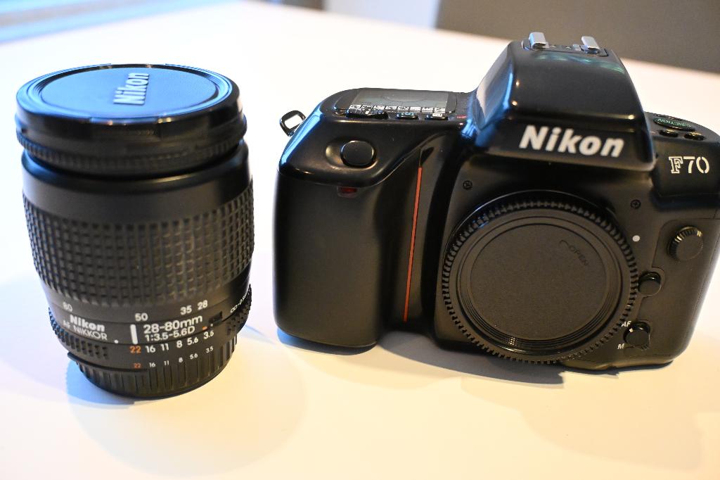 Nikon F70 met 28-80 Nikkor Lens, Ophalen, Zo goed als nieuw, Spiegelreflex, Nikon