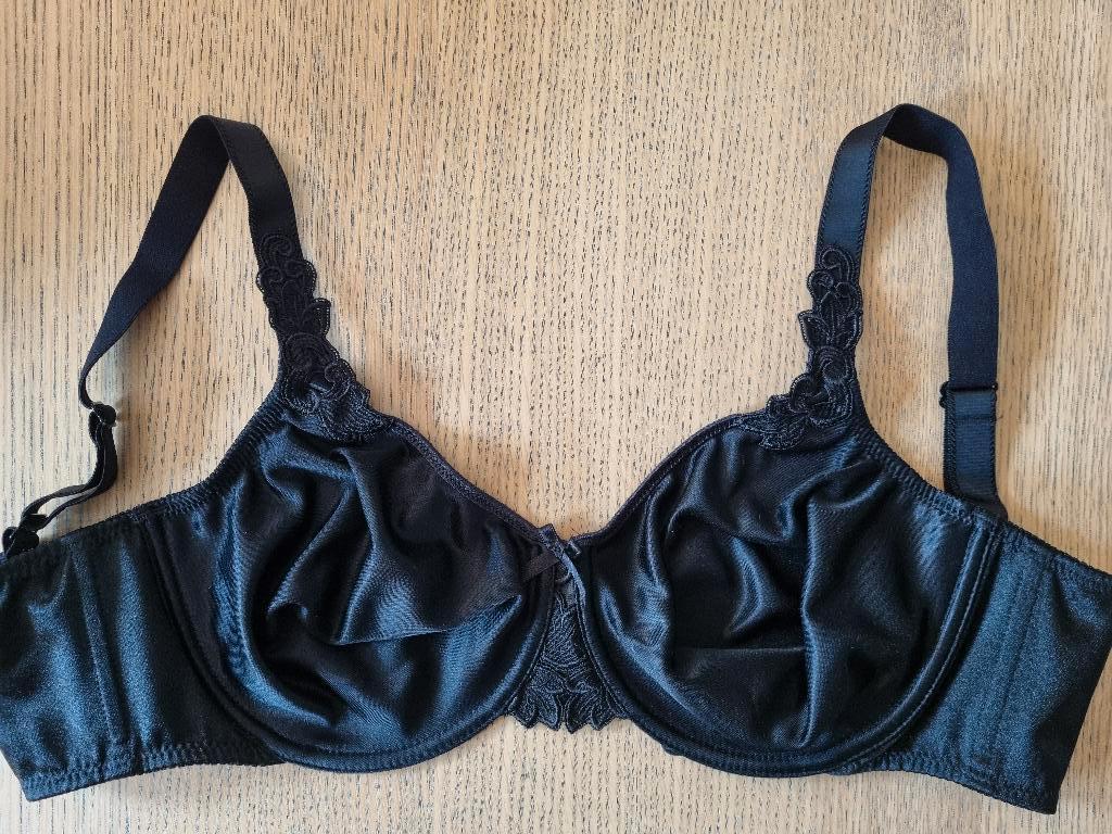 Chantelle BH. Hedona. Maat 80D. Nieuw. 4 stuks., Chantelle, Verzenden, Zwart, BH