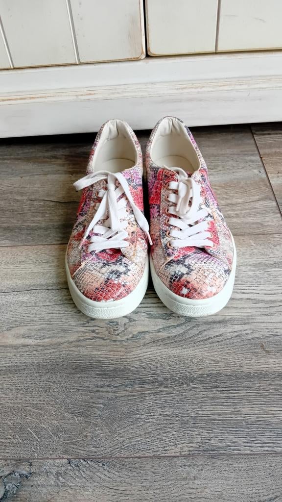 Esprit sneakers,39, Kleding | Dames, Ophalen of Verzenden, Zo goed als nieuw, Overige kleuren, Sneakers of Gympen