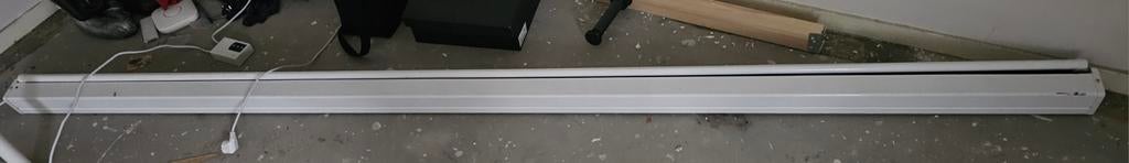 Beamer scherm elektrisch 290cm, Ophalen