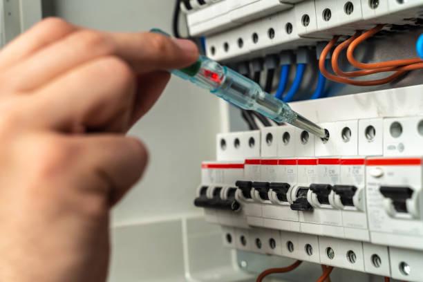 Elektricien aangeboden., 24-uursservice