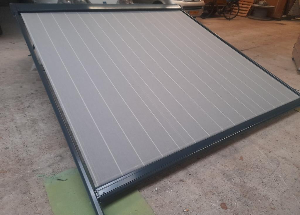 nieuwe pergola zonnescherm weinor  320 x 320. op staanders., Ophalen, Nieuw, Knikarmscherm