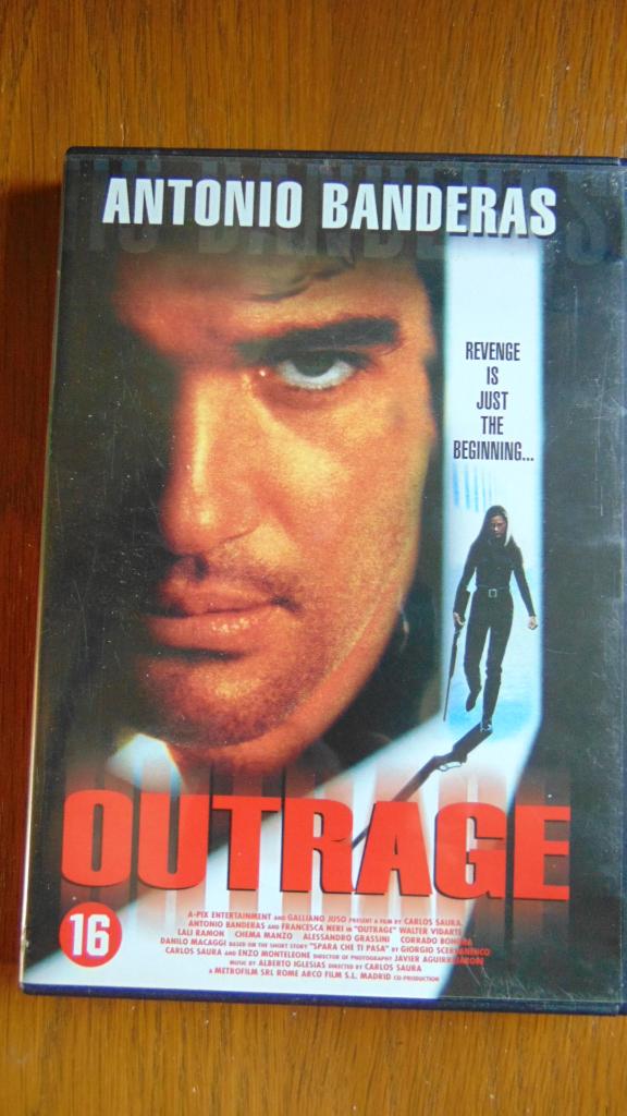 Outrage dvd zgan, Vanaf 16 jaar, Ophalen of Verzenden, Zo goed als nieuw