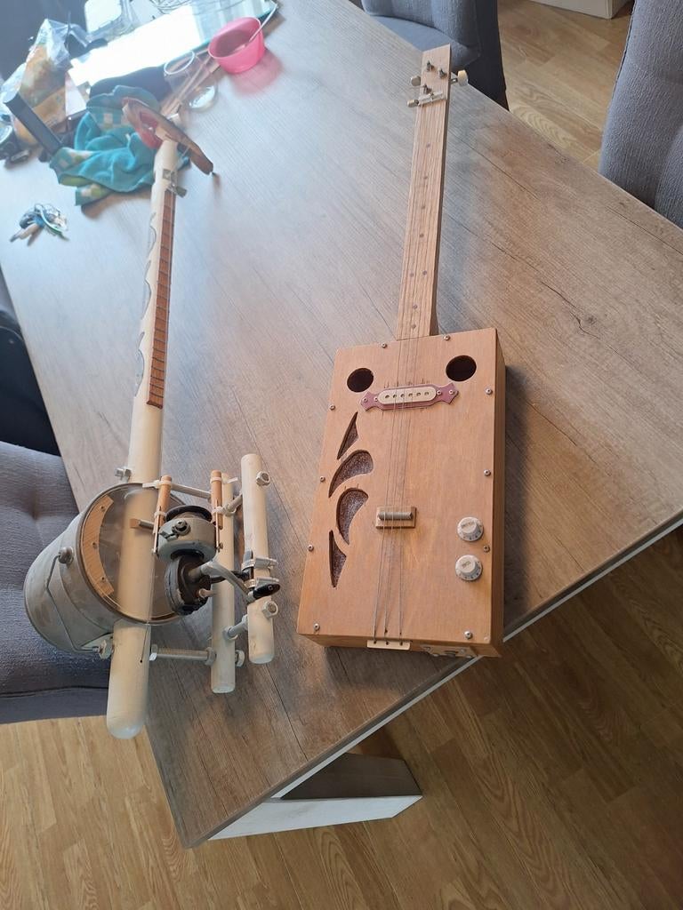 2 Unieke Handgemaakte Blues Gitaren, Ophalen of Verzenden, Gebruikt, Resonator- of Dobrogitaar