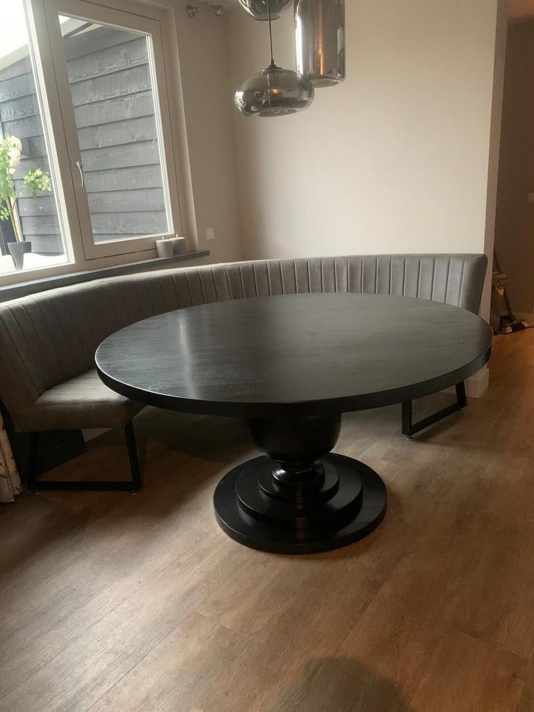 Mooie massief eiken ronde zwarte eettafel, doorsnede 148cm, Huis en Inrichting, Tafels | Eettafels, Ophalen, Rond, 100 tot 150 cm