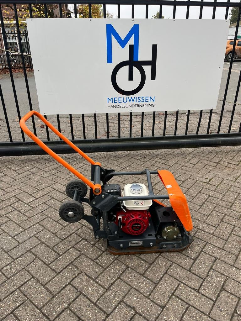 Altrad Belle FC3612E benzine trilplaat 1200KG slagkracht, Ophalen, Gebruikt, Overige soorten, Belle