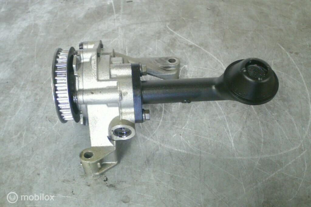 Oliepomp ​​03L115105B​ 1.6TDI CAY VAG, Ophalen of Verzenden, Gebruikt, Skoda