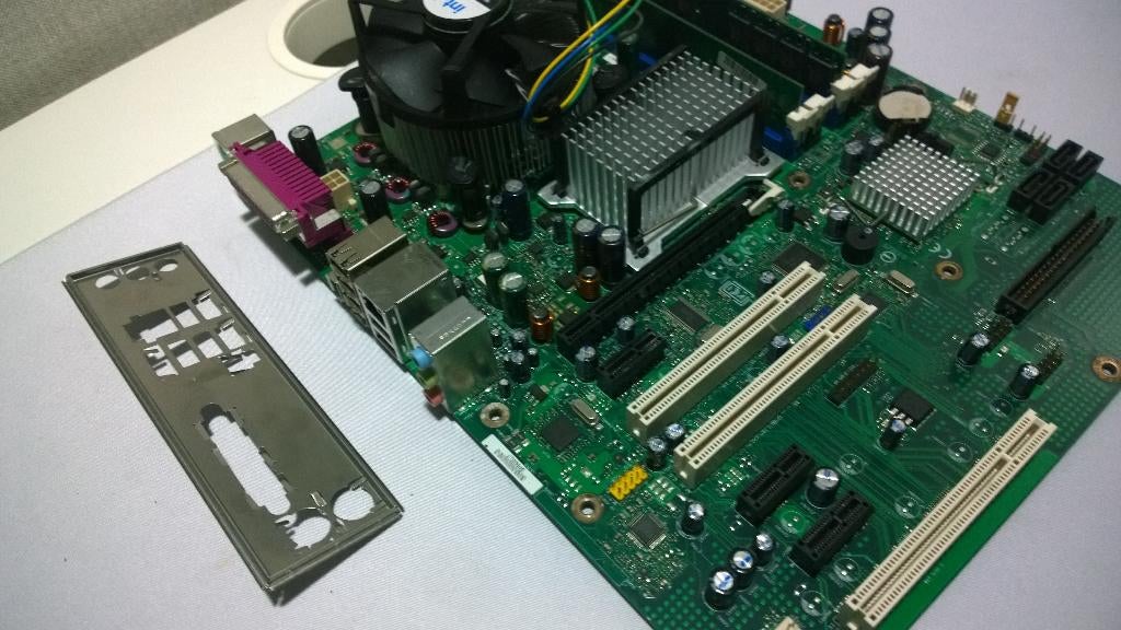 Intel DP965LT industrieel moederbord, LGA 775, Ophalen, Gebruikt, Socket 775, DDR2