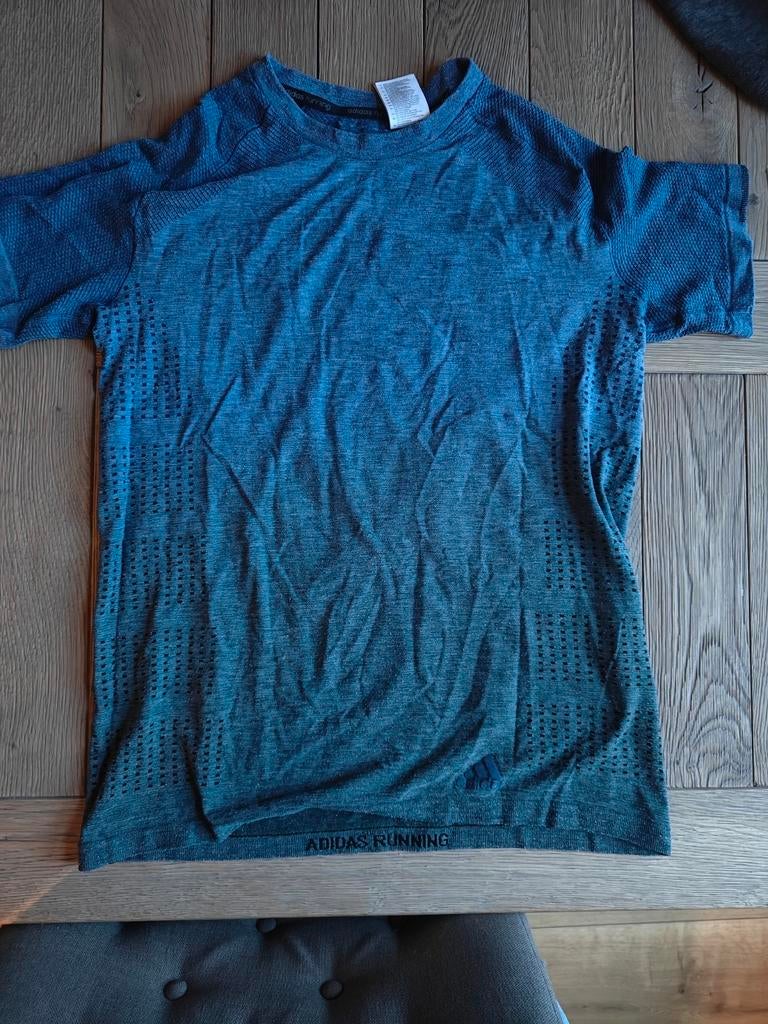 Adidas running shirt maat L, Ophalen, Zo goed als nieuw, Jongen of Meisje, Shirt of Longsleeve
