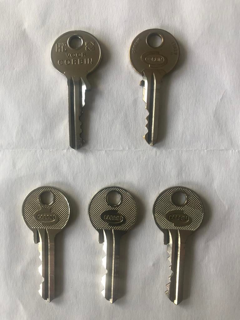 Sleutels van Corbin als nieuw 5 stuks, Ophalen, Zo goed als nieuw