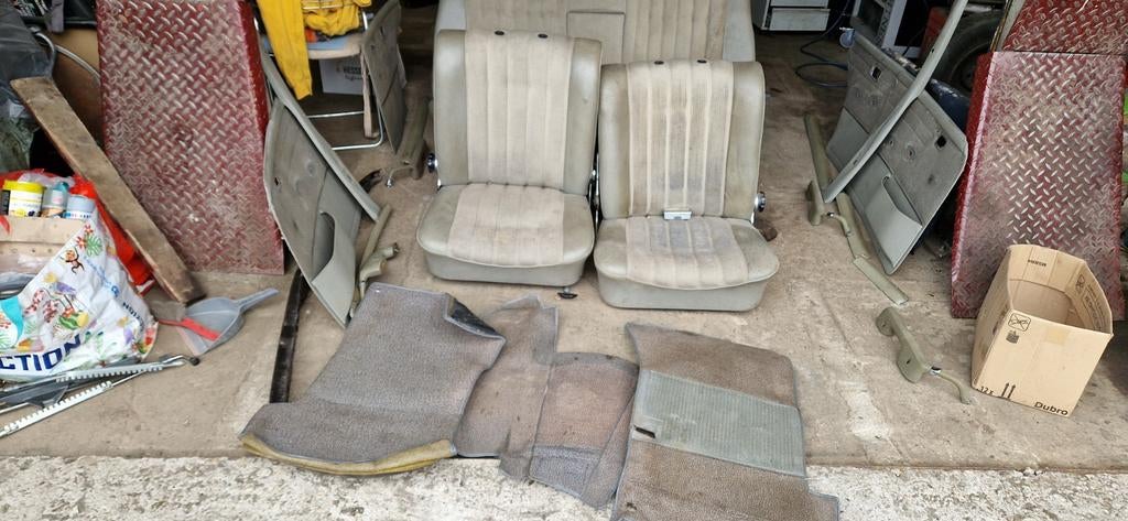 Mercedes W108 Interieur - Stoelen, Bank, panelen en Tapijt, Ophalen of Verzenden, Mercedes-Benz
