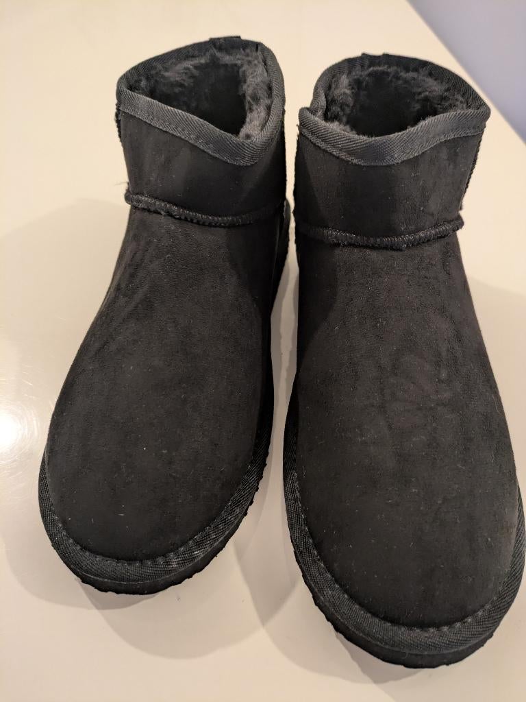 Brand New Frenzy Black Suede Ankle Boots Size 41–Only 10 €!, Kleding | Dames, Zwart, Lage of Enkellaarzen, Frenzy, Nieuw